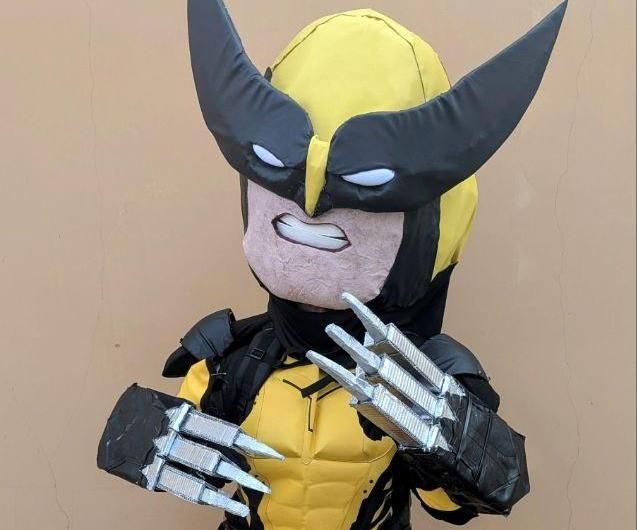 Wolverine - 8ft Tall