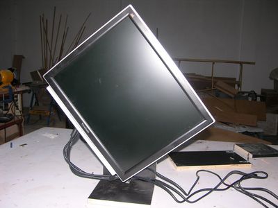 Rotate or Pivot Lcd Monitor : 6 Steps - Instructables