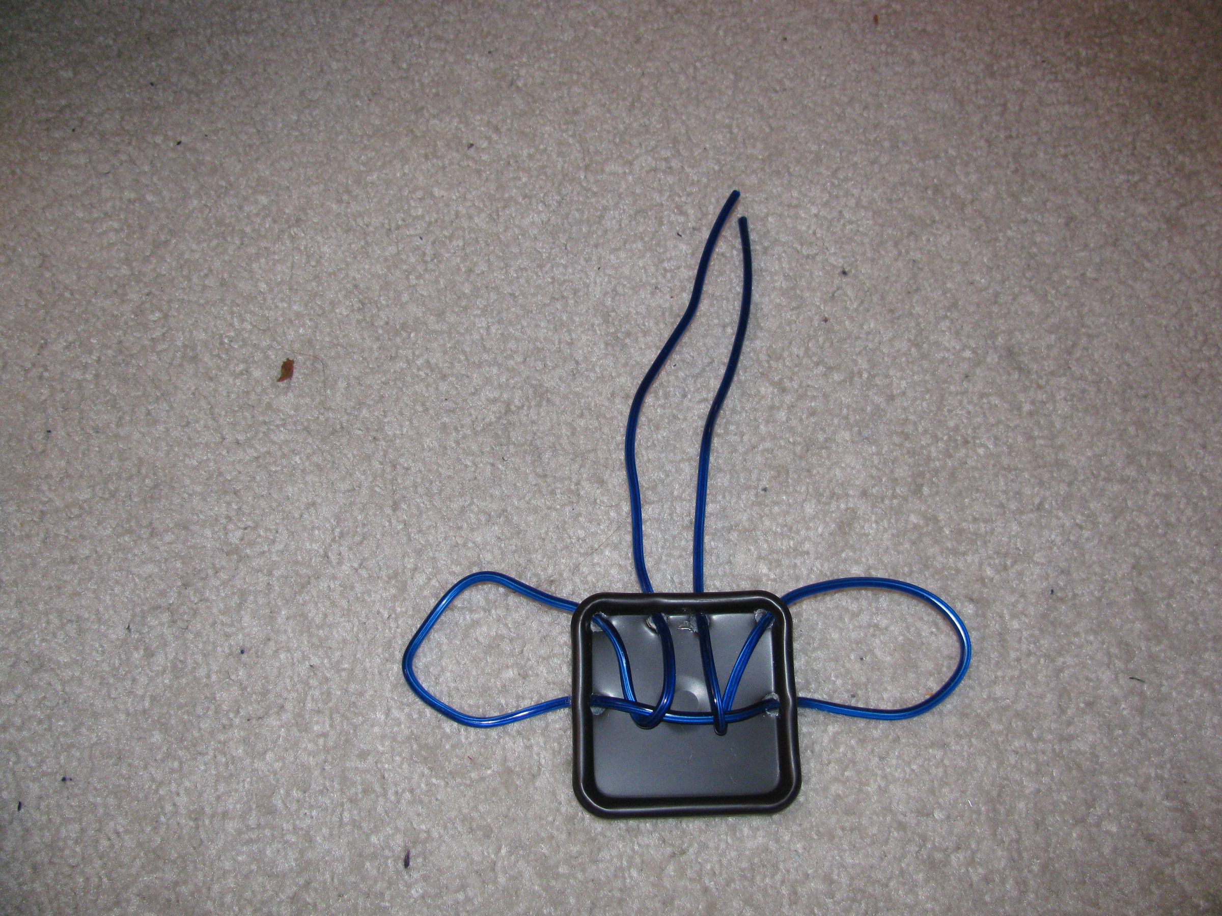 How to Make a Universal Car Dock for Your Phone, GPS, or MP3 Player