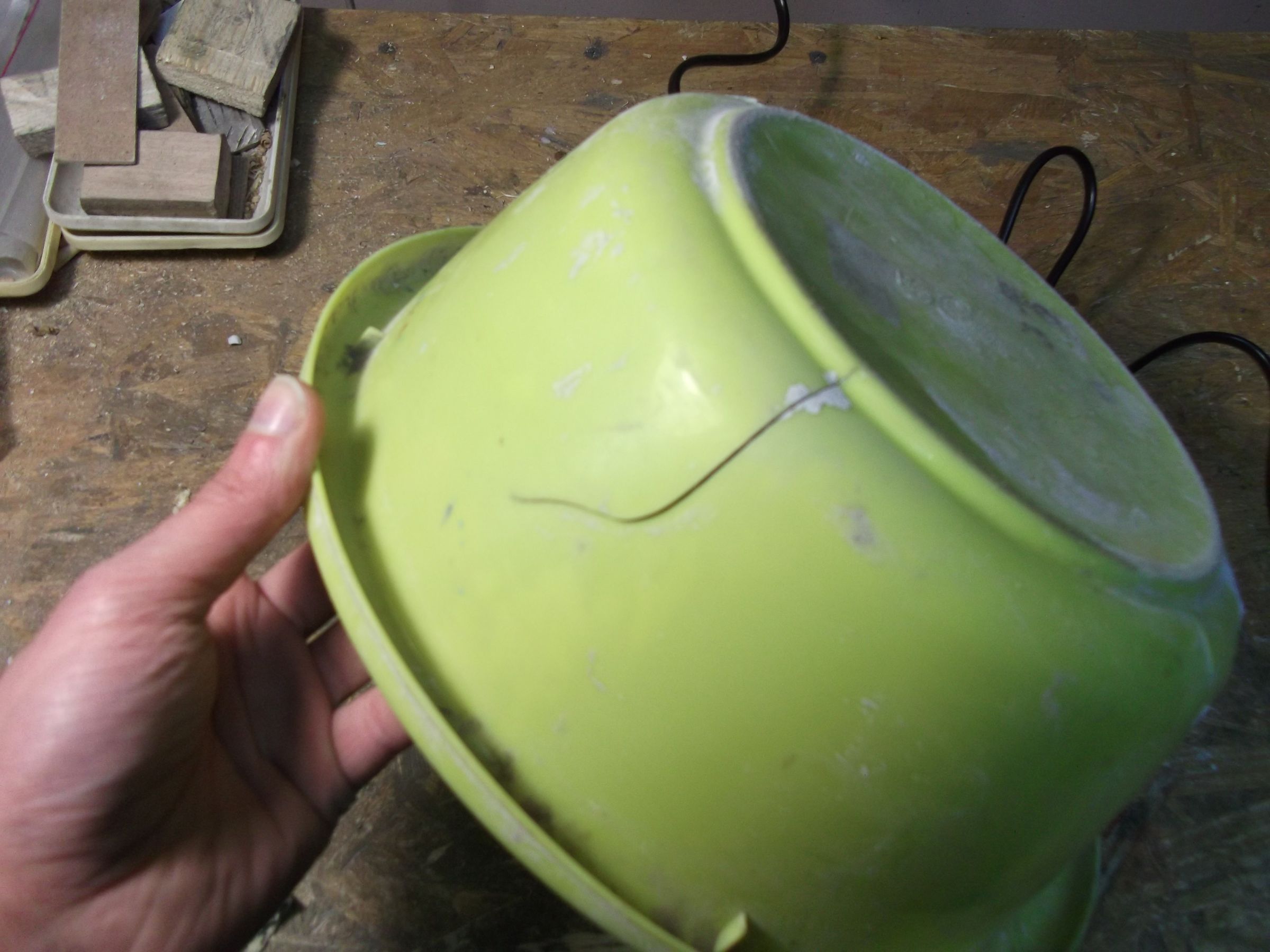 Stitching Cracked Plastic With Hot Staples 12 Steps (with Pictures