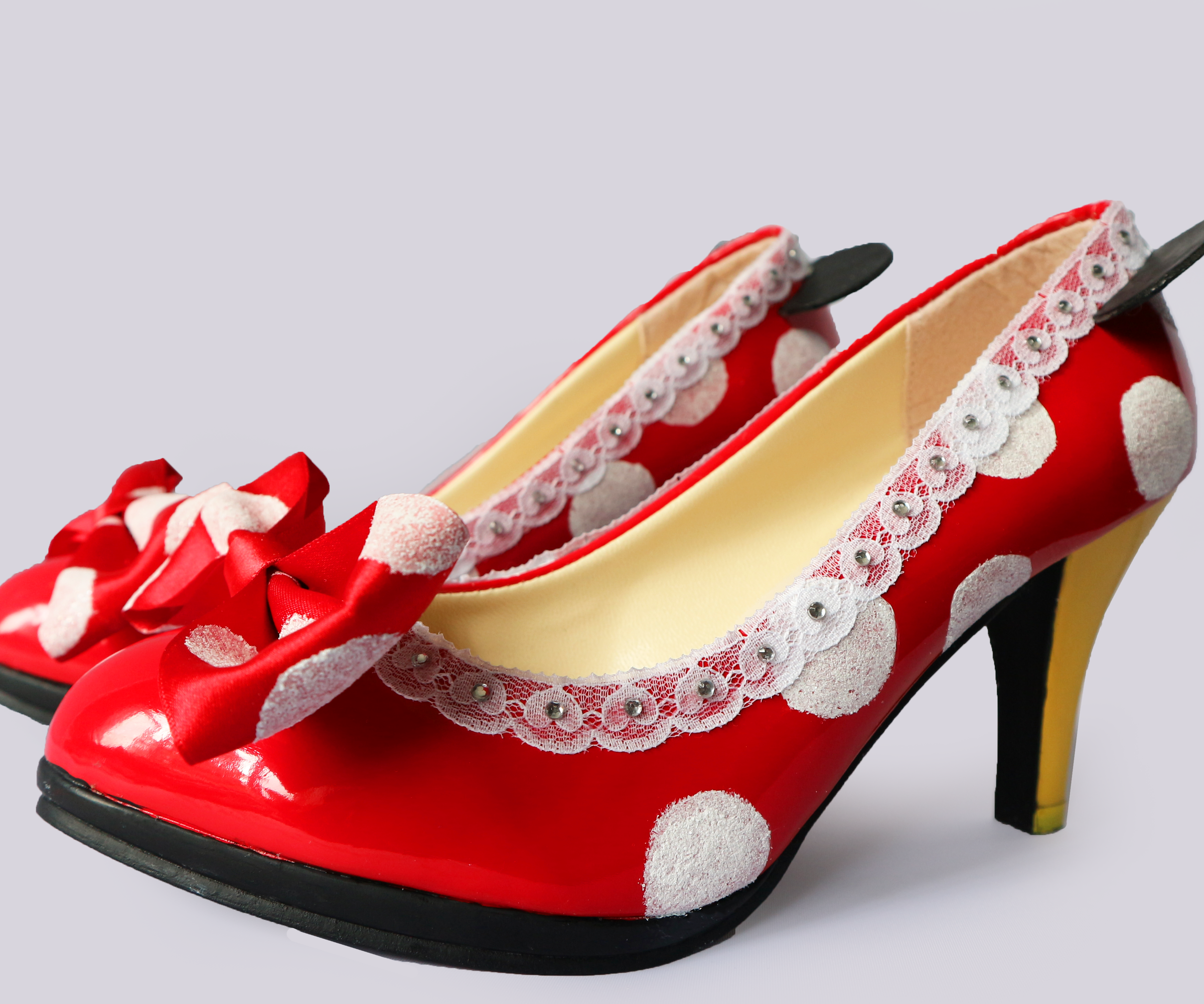 Minnie Mouse High Heel Shoes