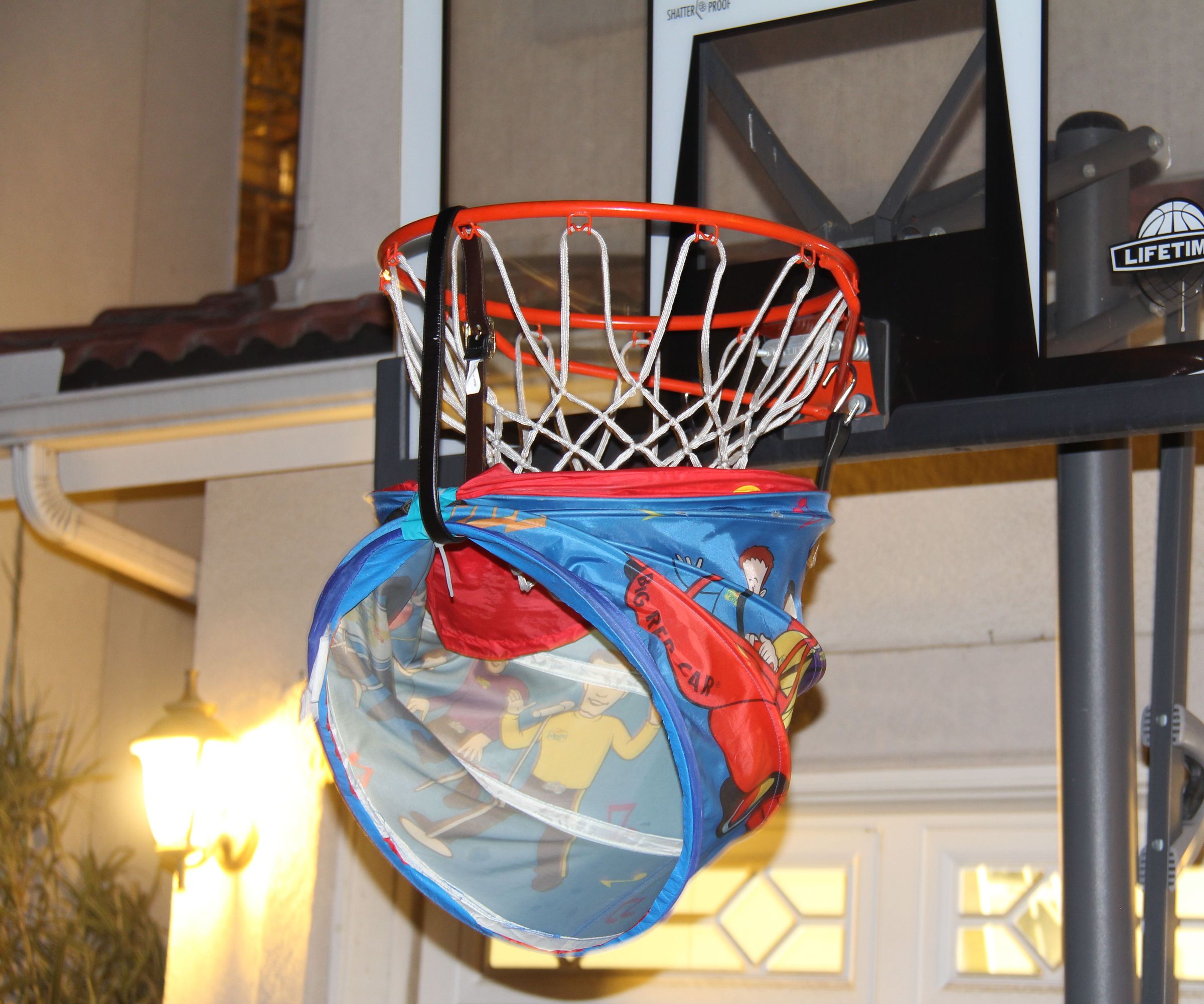 Basketball Return Mechanism