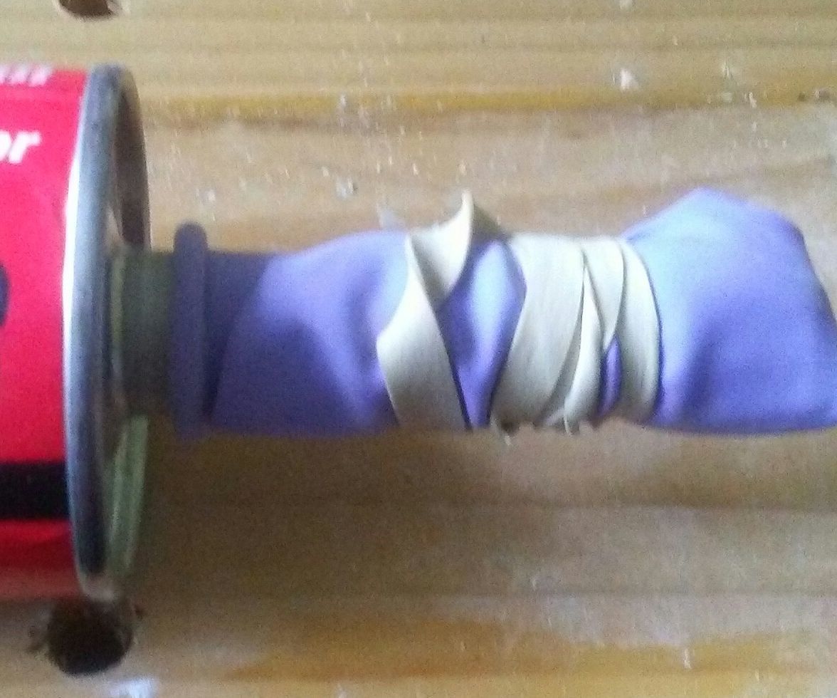 Use Balloons to Prevent Caulk/Construction Adhesive From Drying Out/Hardening in Open Cartridges