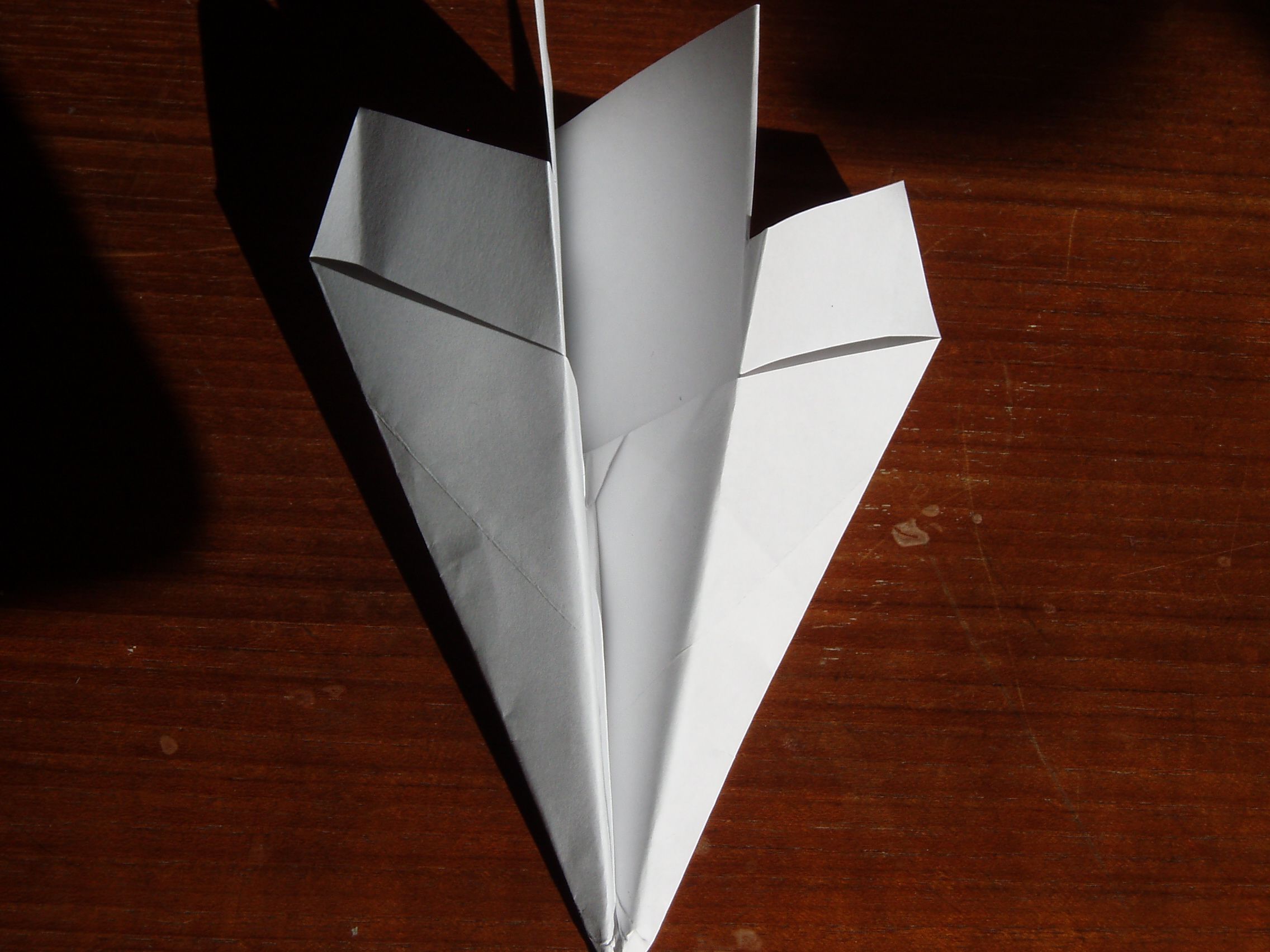 How to Make a Returning Plane ("The Arrow Plane")