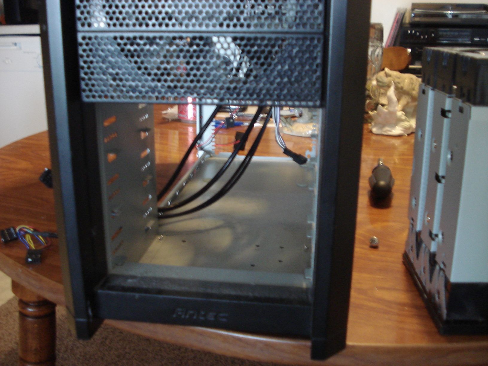 How to Build a "Cheap" Gaming Computer 11 Steps Instructables