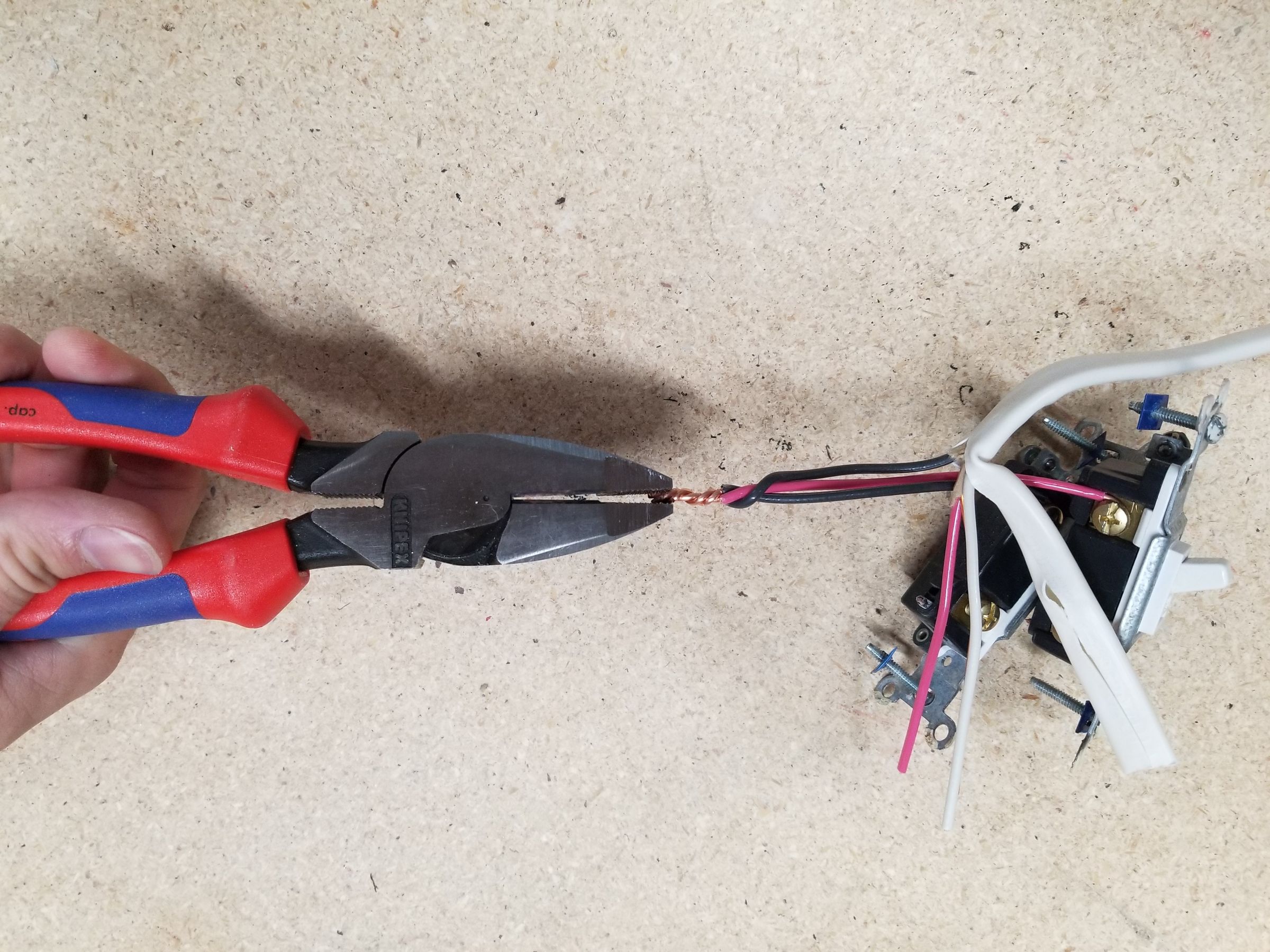 How to Make Electrical Pigtails 7 Steps (with Pictures) Instructables
