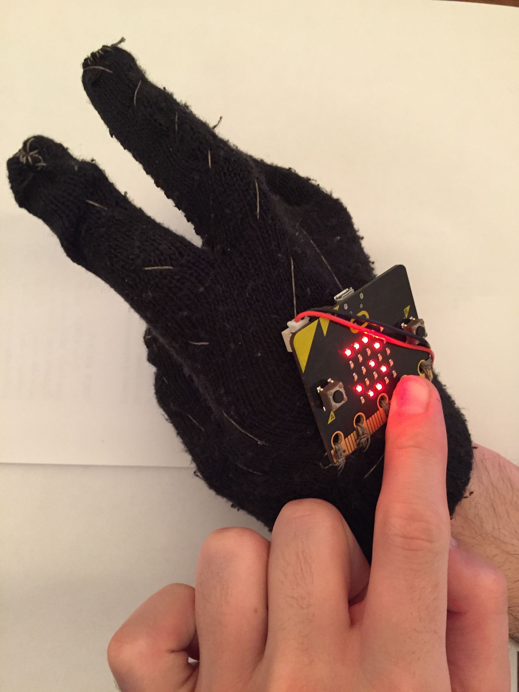 Conductivity Detection Glove 6 Steps Instructables
