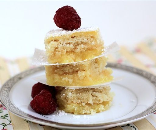 The BEST Lemon Bars EVER