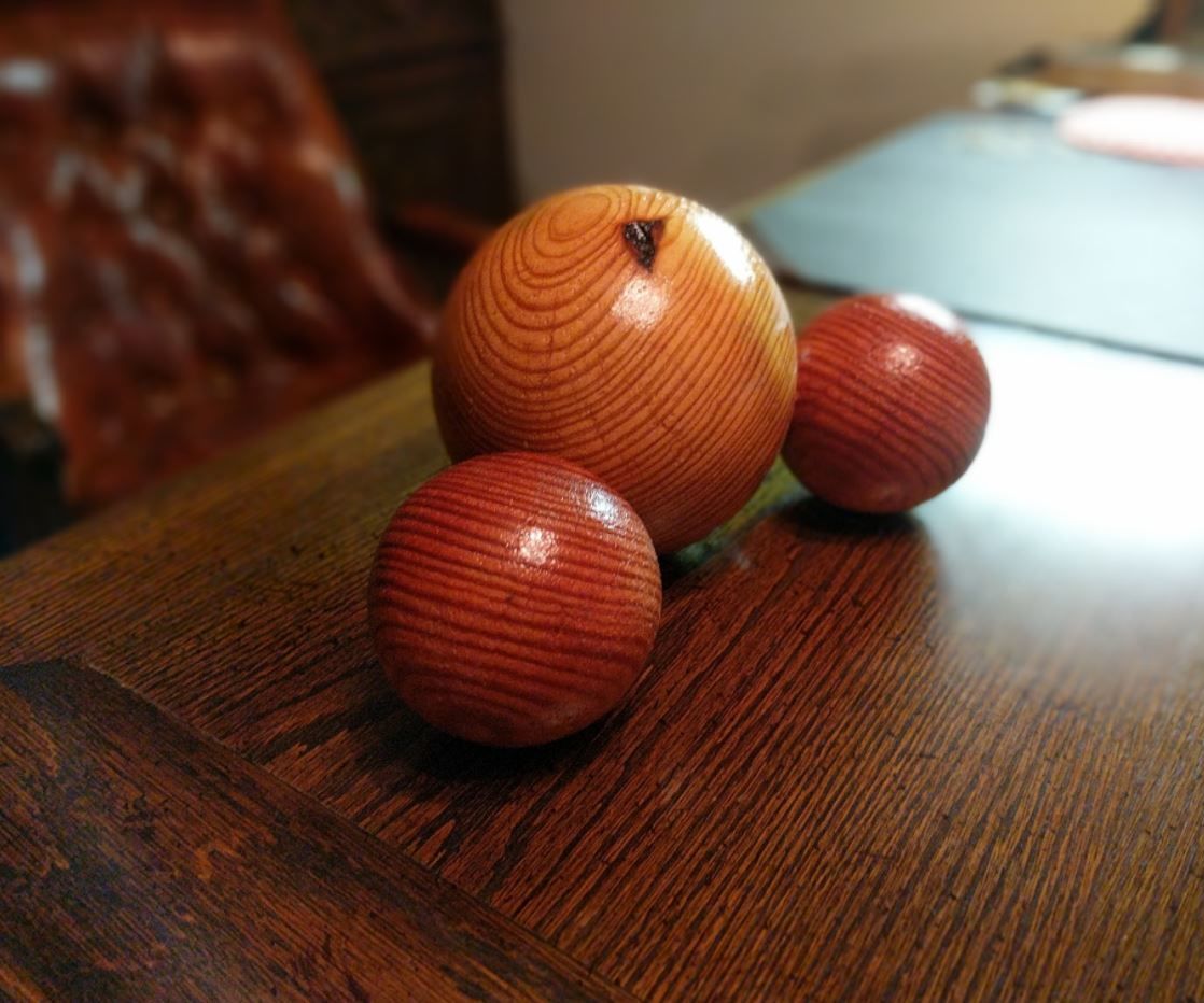 Wood Sphere - Water Molecule