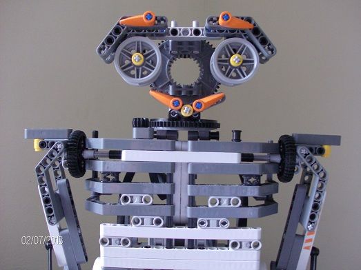 Human Robot With Lego NXT