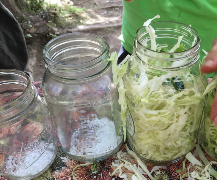 Mason Jar Sauerkraut 
