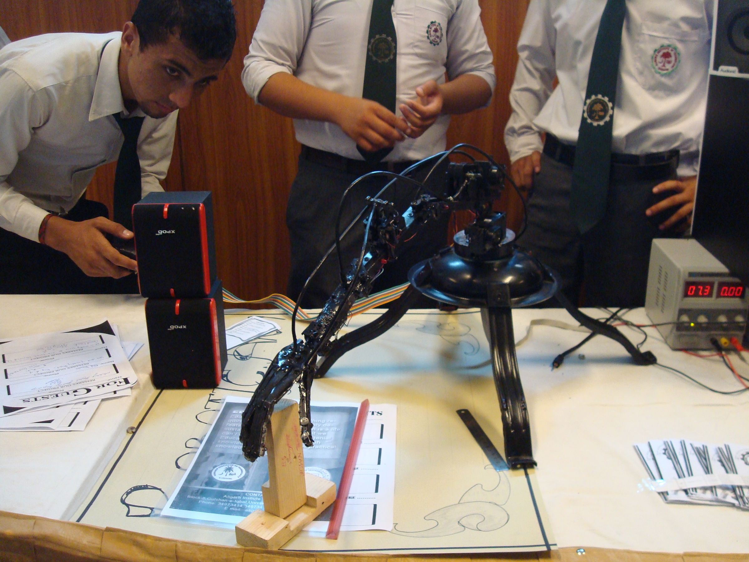 ROBOTIC ARM