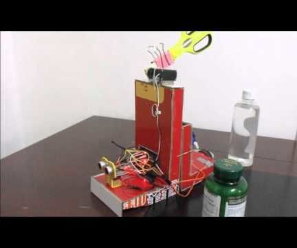 Goosestepping Robot Version 2