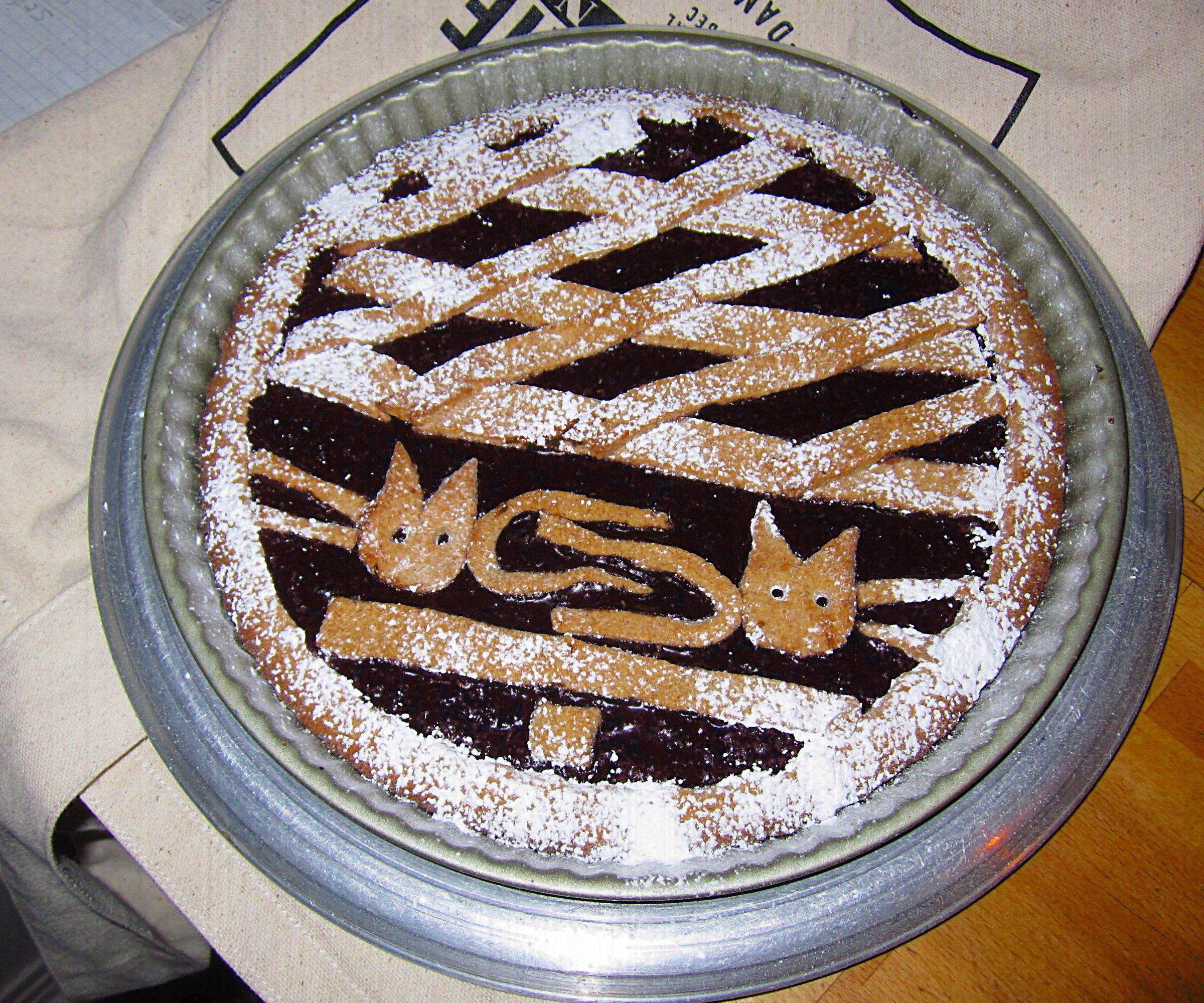 Traditional Raspberry Pie:  a Linzertorte or Linzer Torte