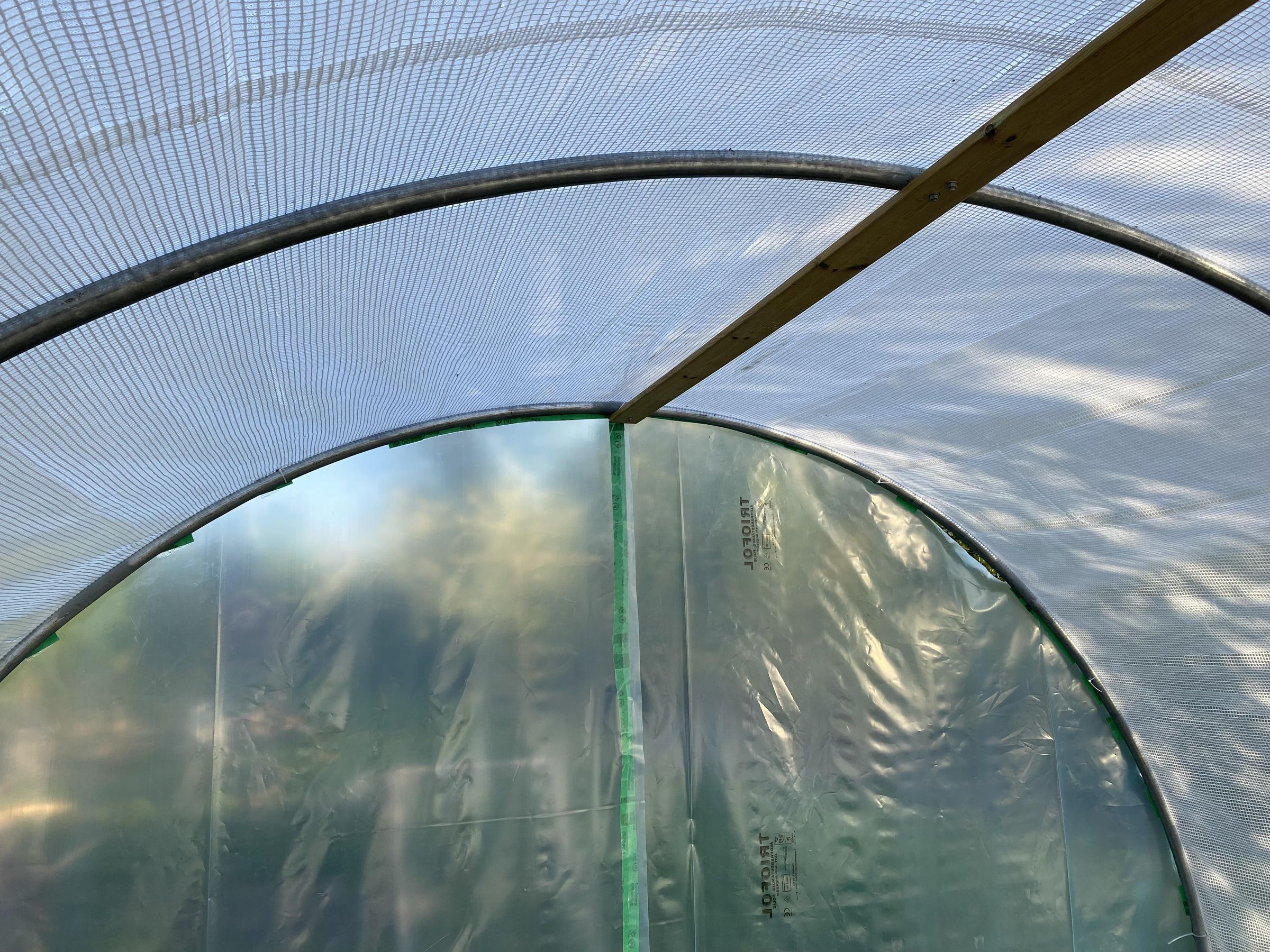 Make a Tunnel Greenhouse From Old Trampolines 5 Steps (with Pictures