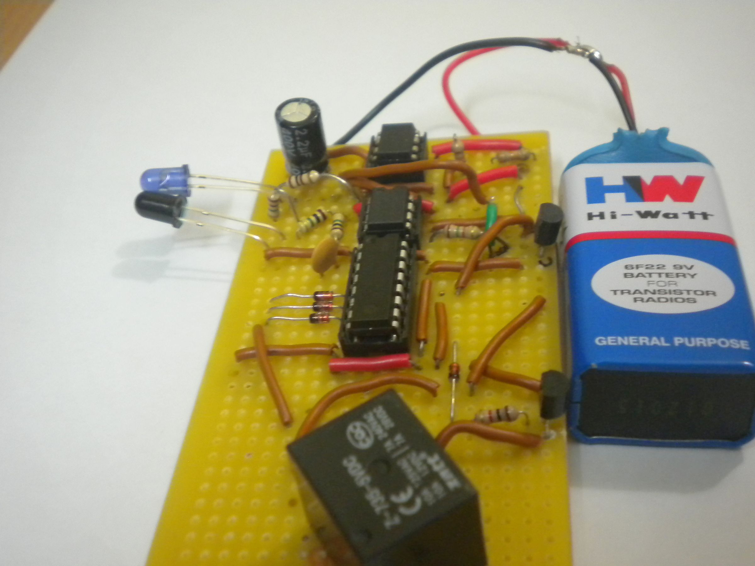 How to Make a Motion Activated On/Off Light or Electronic Appliance : 3 ...