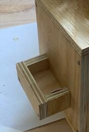 Installing the Battery Pack