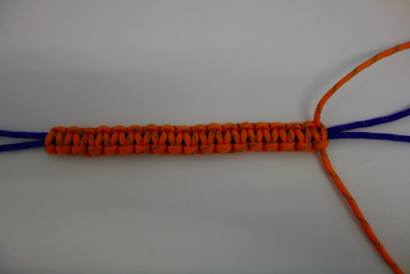 DIY Adjustable Paracord Bracelet 25 Steps (with Pictures) Instructables