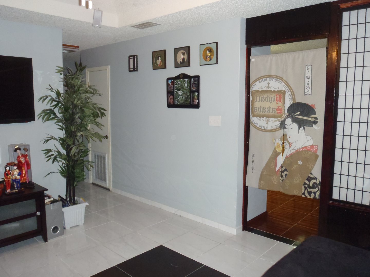 How to Divide Two Rooms With a Cheap Made Shoji Wall Instructables