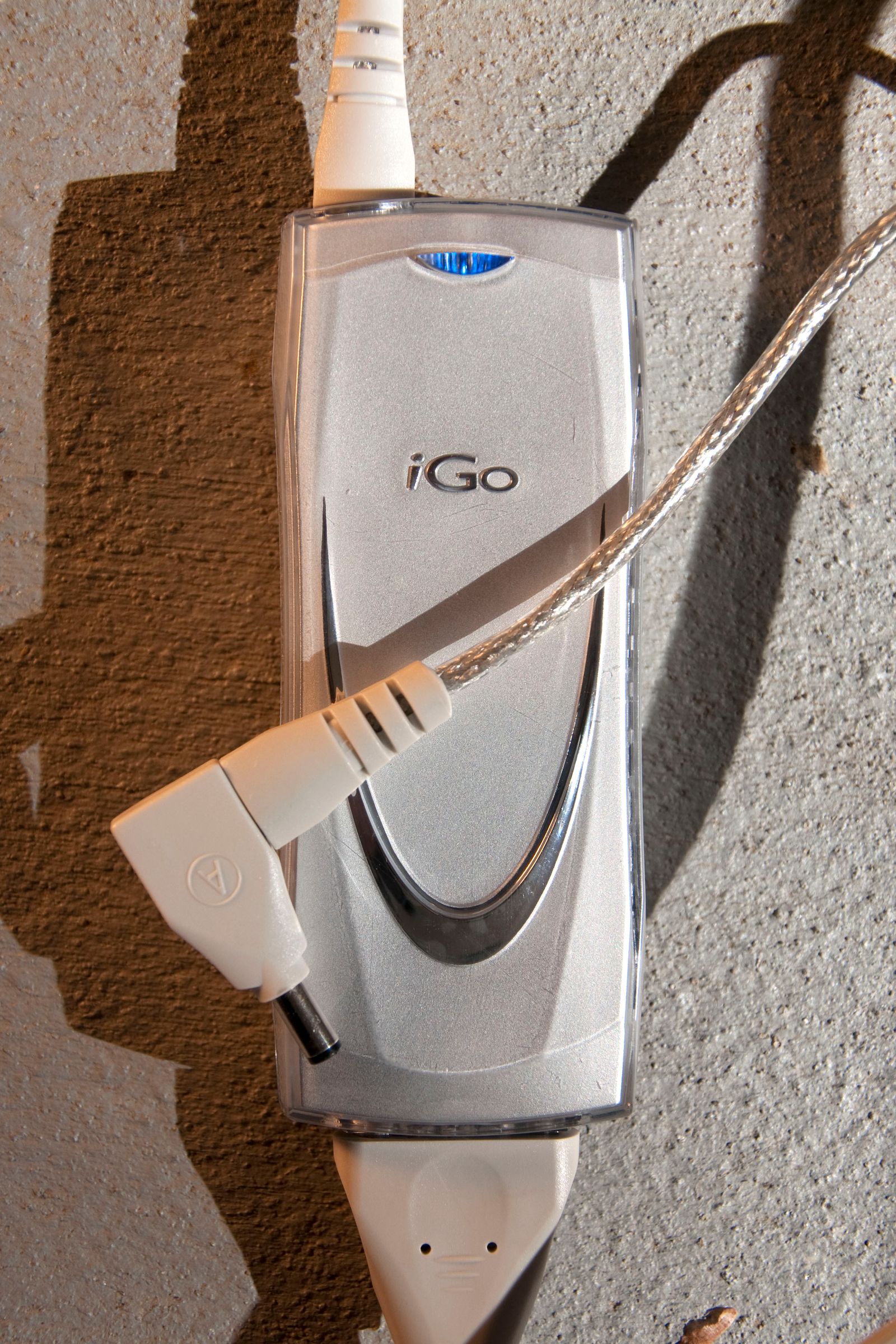 Hacking Your IGo Universal Power Adapter