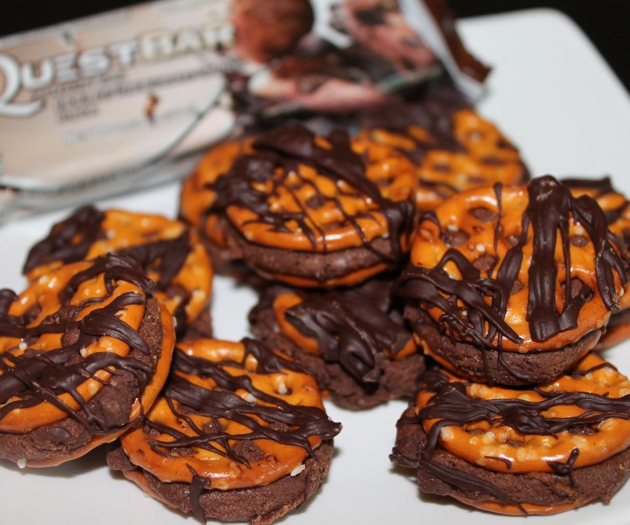 Chocolate Pretzel Bites