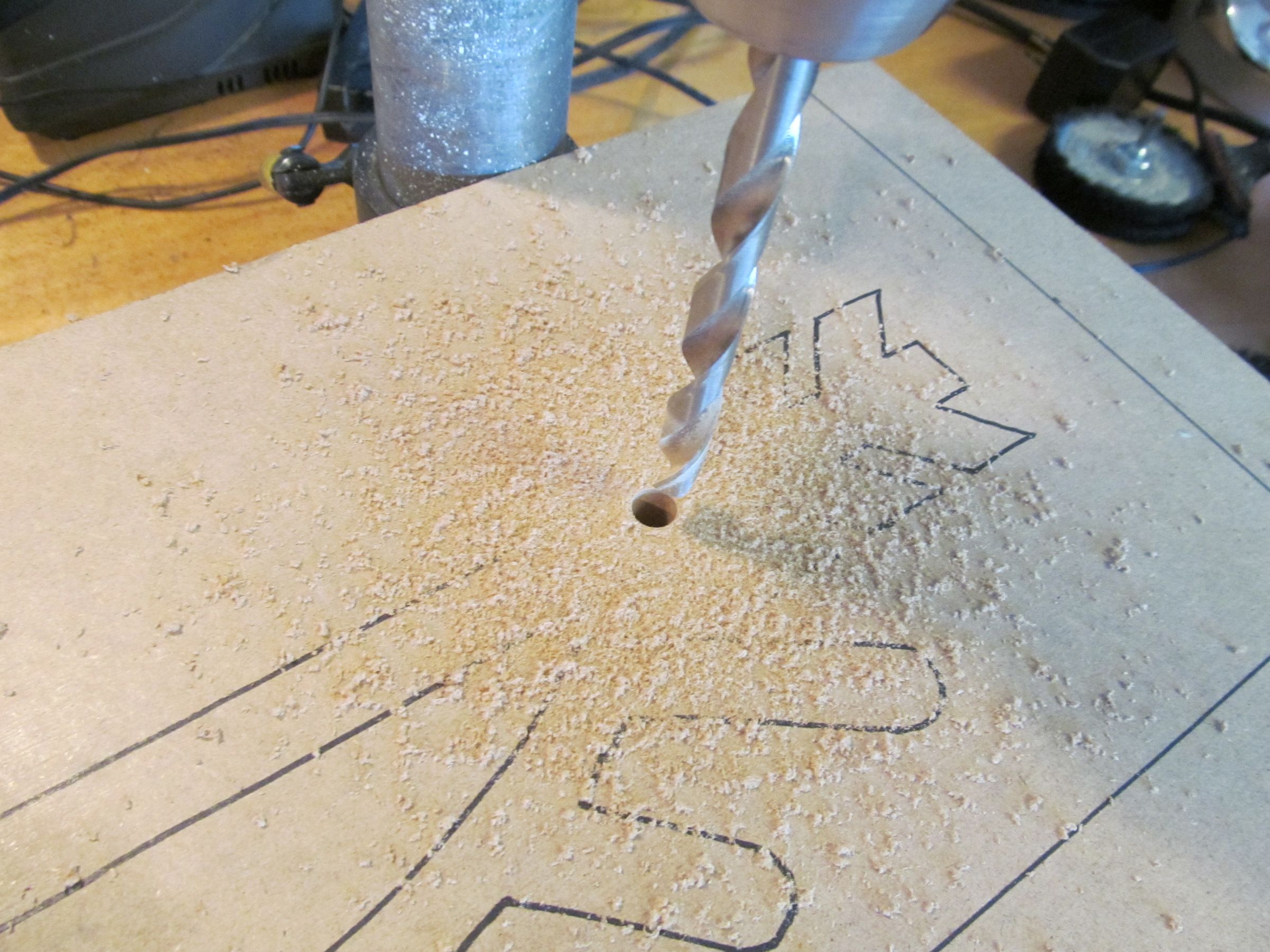 How to Make an Arrow of Light Award 5 Steps (with Pictures