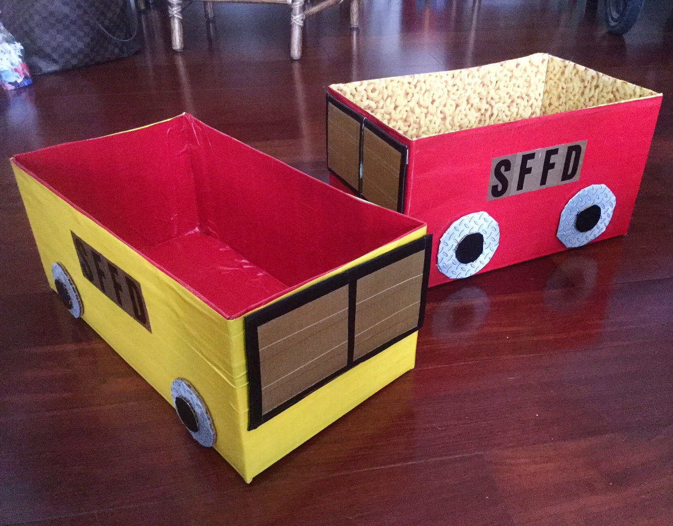Duct Tape & Diaper Box Fire Engine 10 Steps (with Pictures
