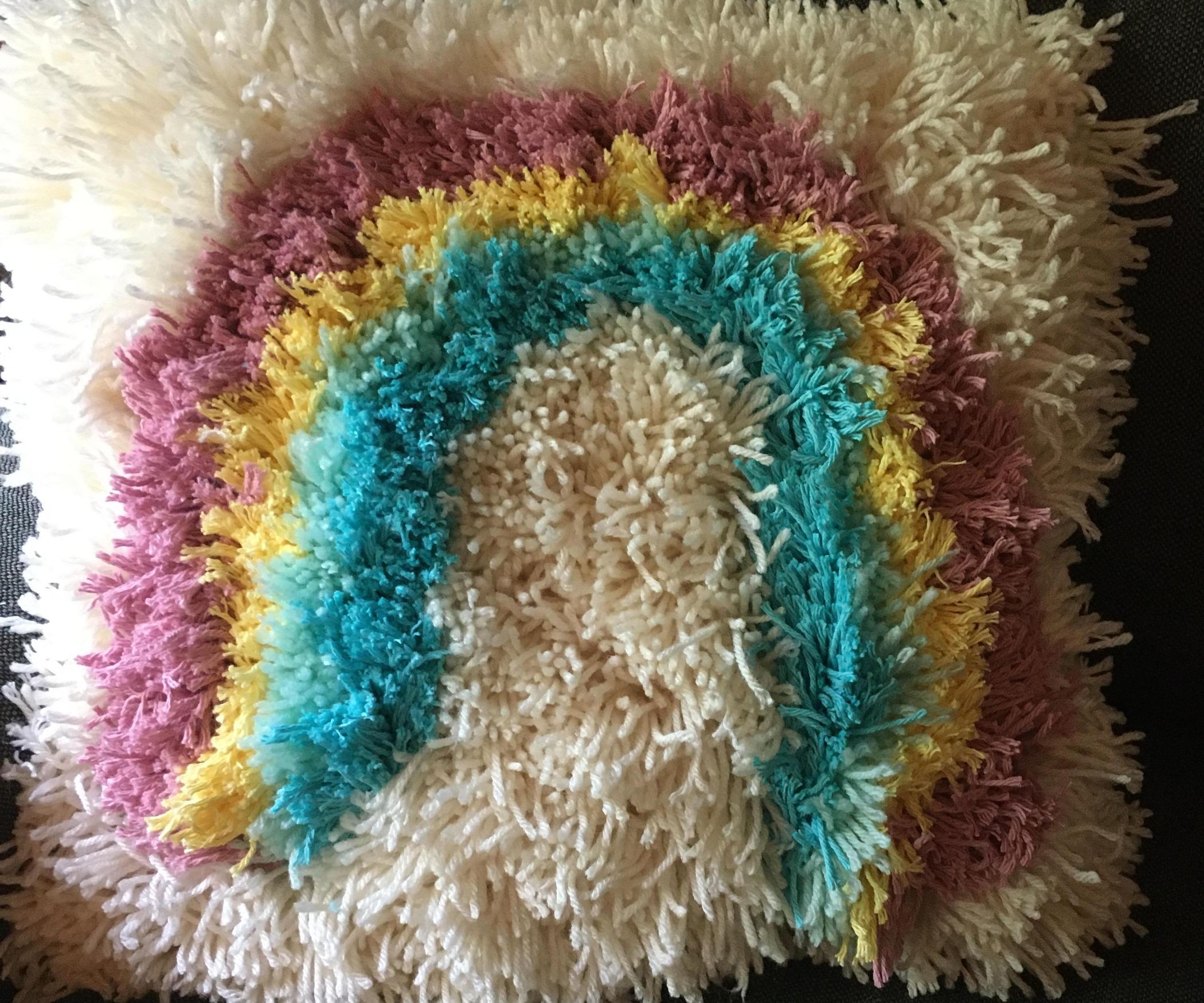 Rainbow Yarn Pillow 3 Steps Instructables
