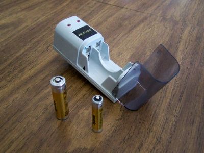 Charge AAA NiMH Batteries in an AA Charger