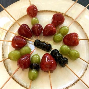 TANGHULU (Candied Fruit on a Stick)