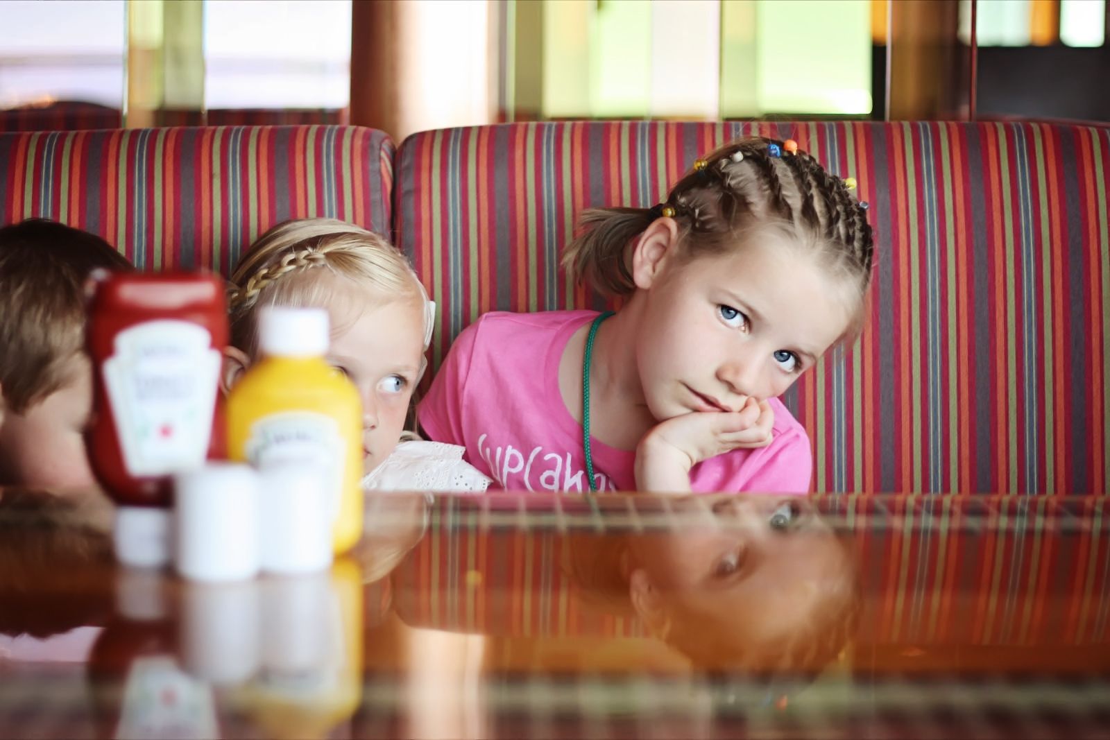 Play With Knives - Keep Kids Entertained at a Restaraunt
