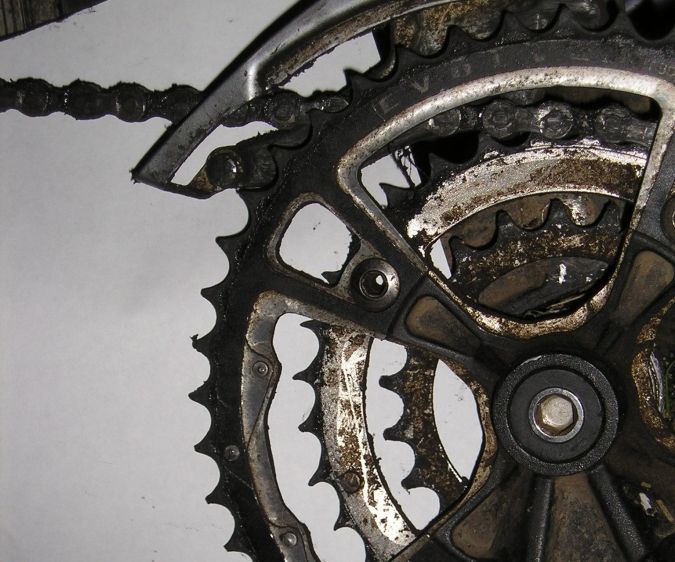 How to clean your bike chain and drivetrain