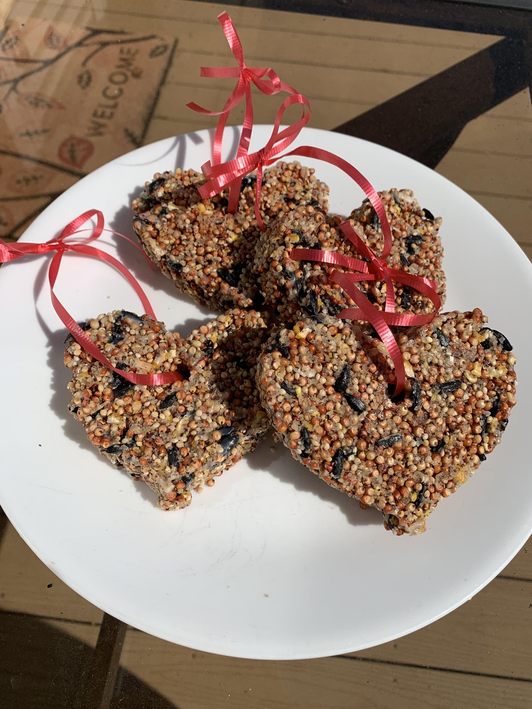 Garden Treasures Green Metal Suet Bird Feeder, image size:768x1024