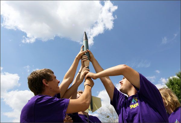 Free Competitions and Competitions in Australia