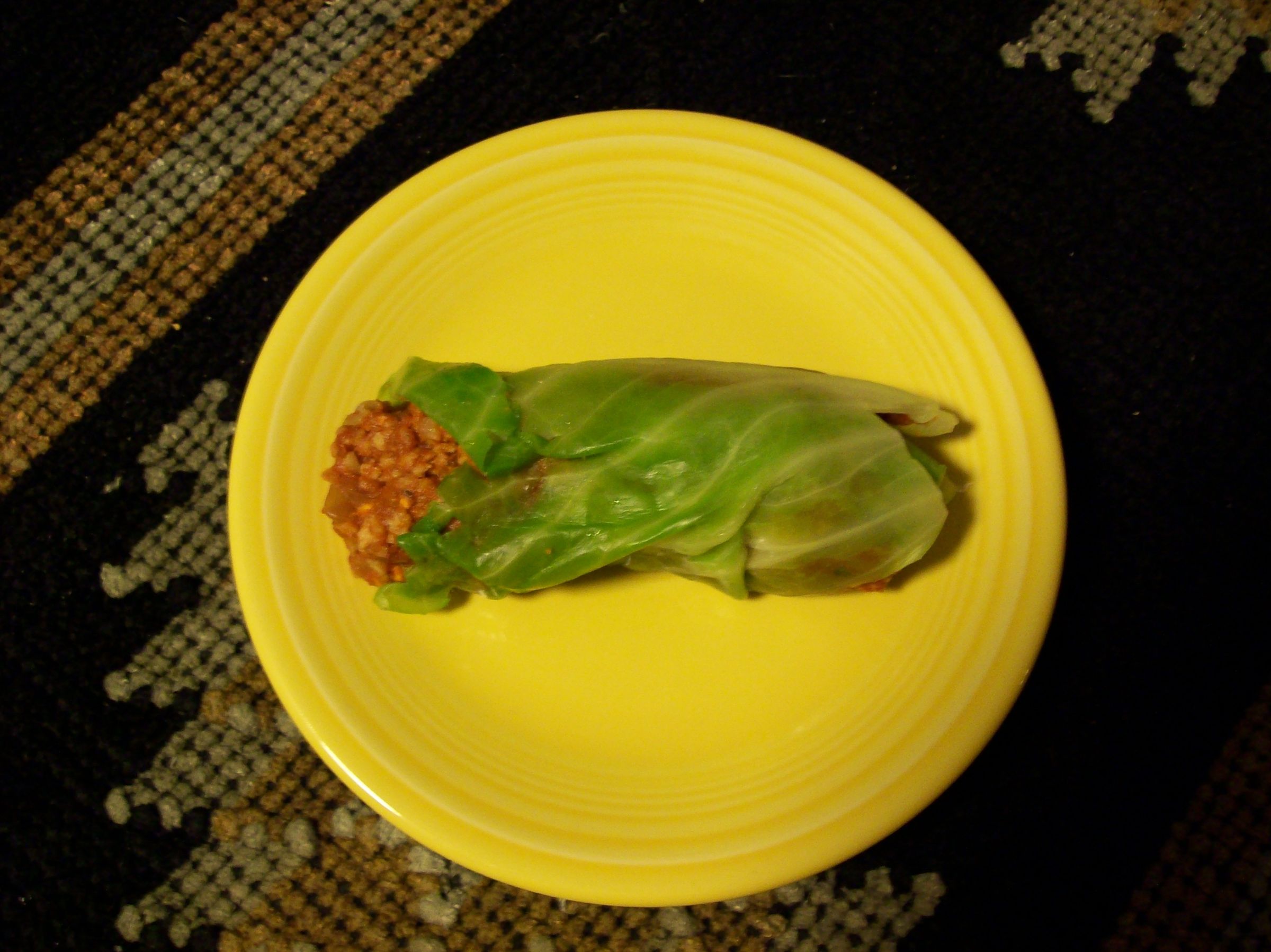Vegetarian Chili Cabbage Wrap Thing.......?