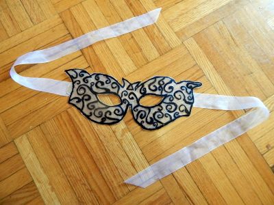 Masquerade Mask With Hot Glue 