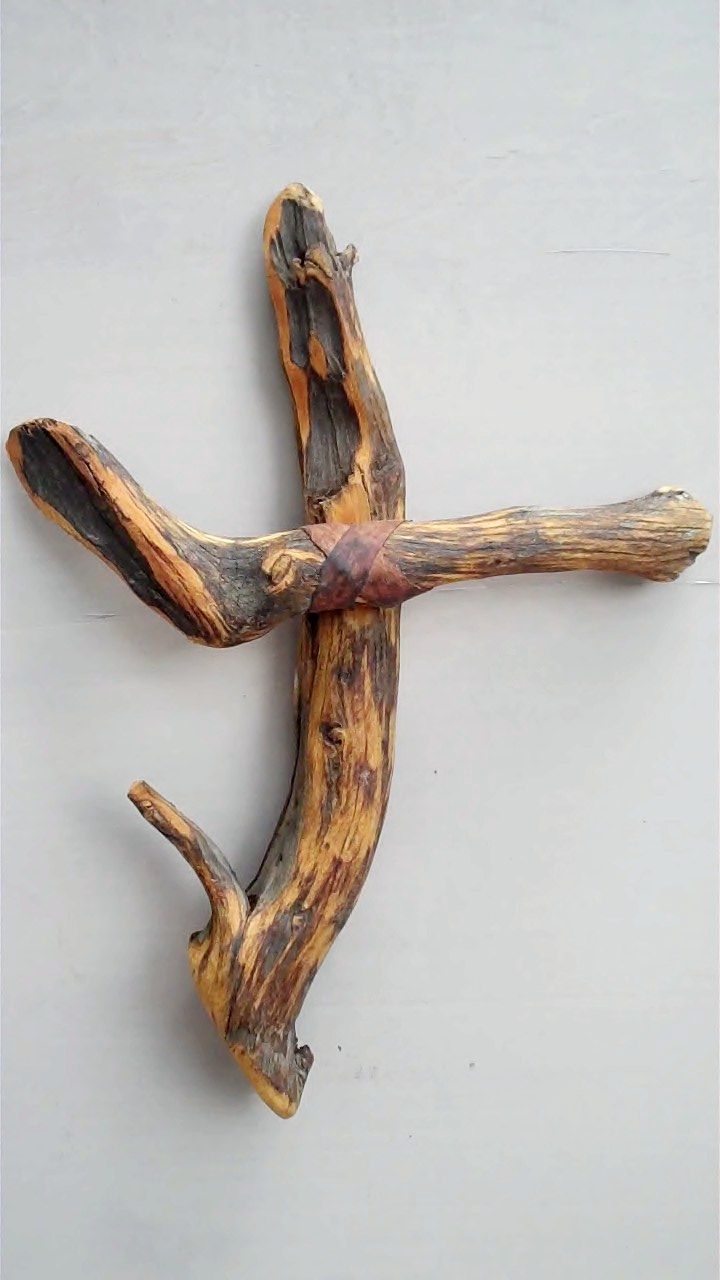 How to Make a Rustic Cross