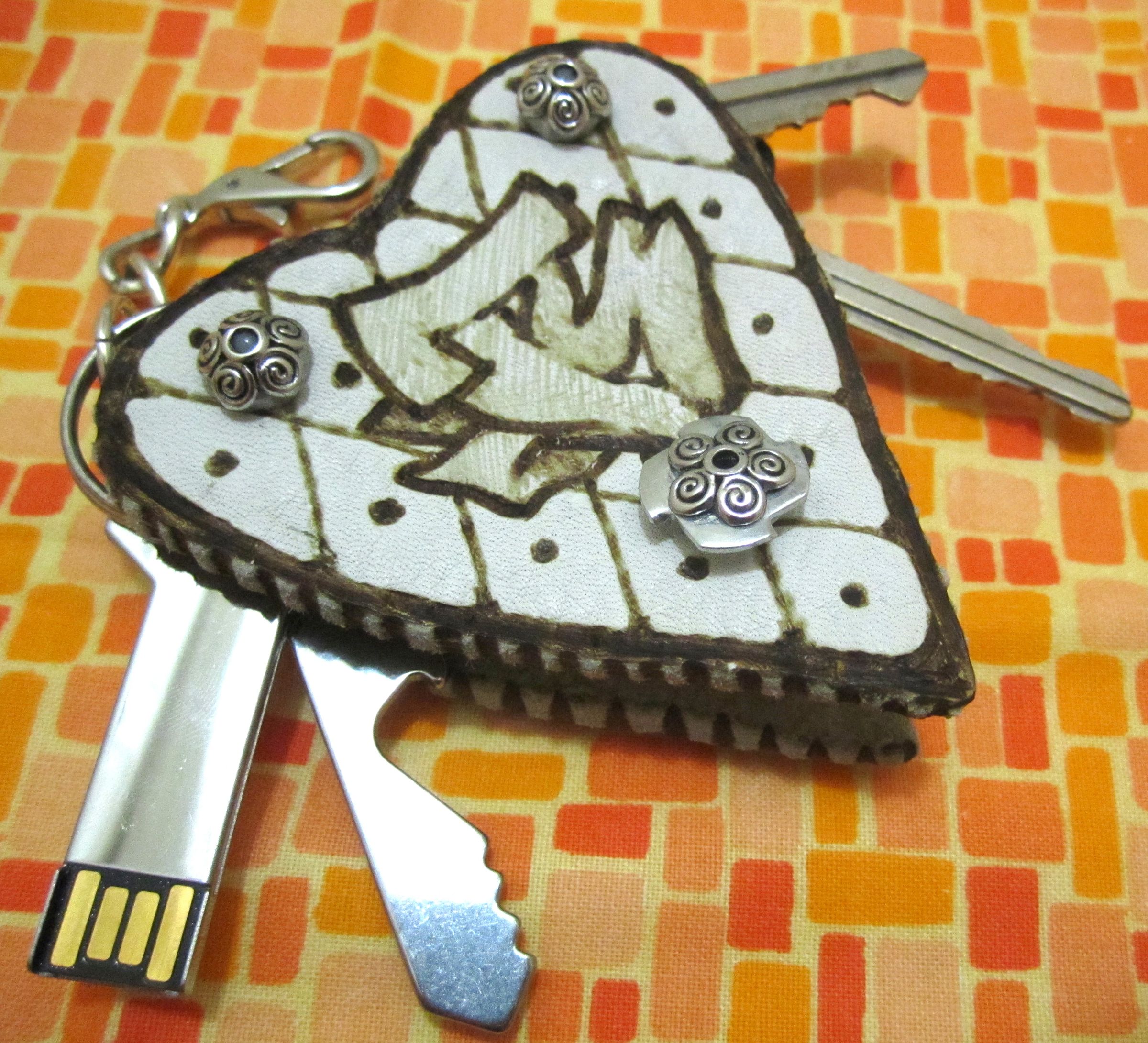 Hip Ladies' Leather Folding Keychain