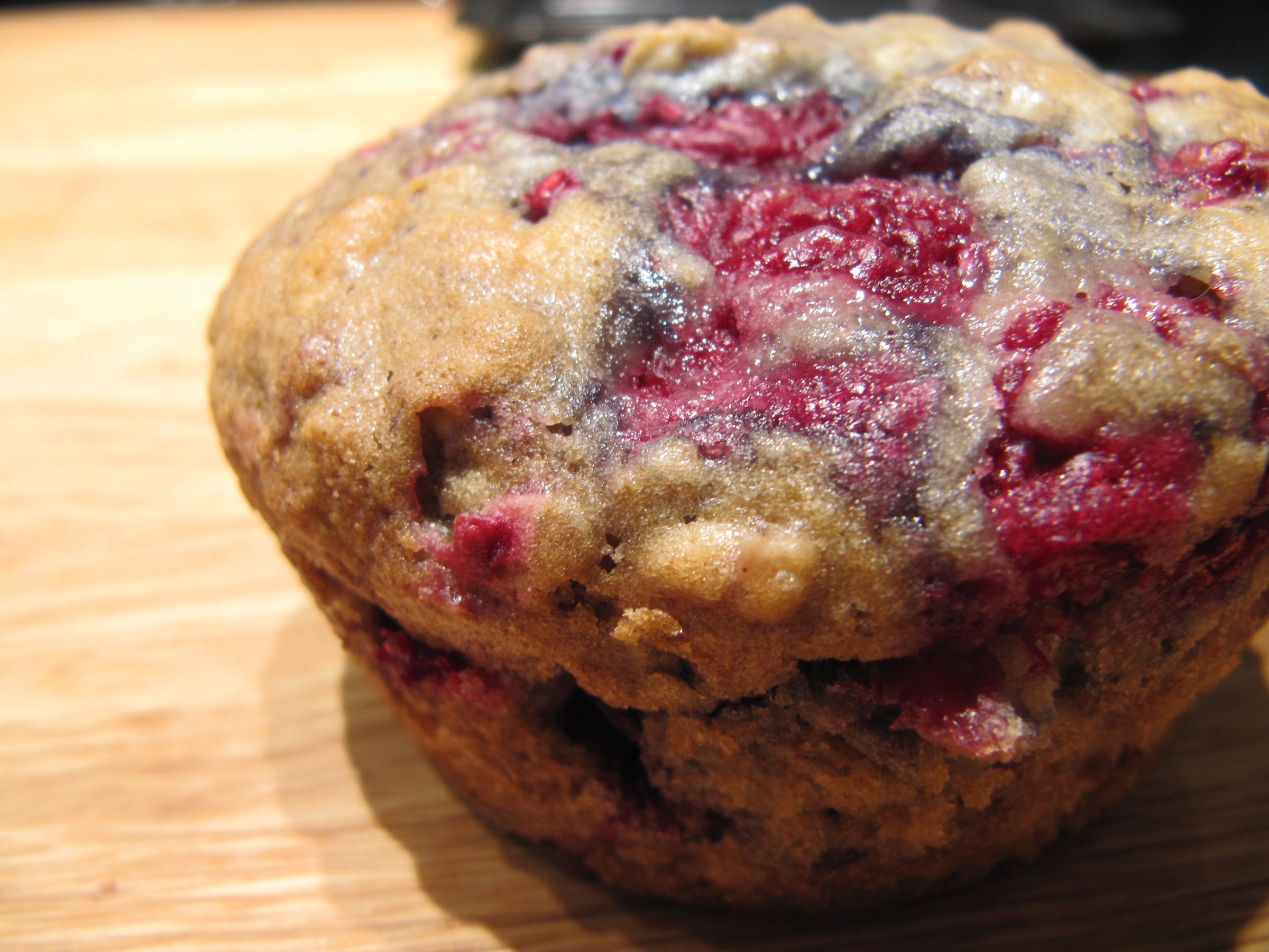 Raspbexplosion Muffins