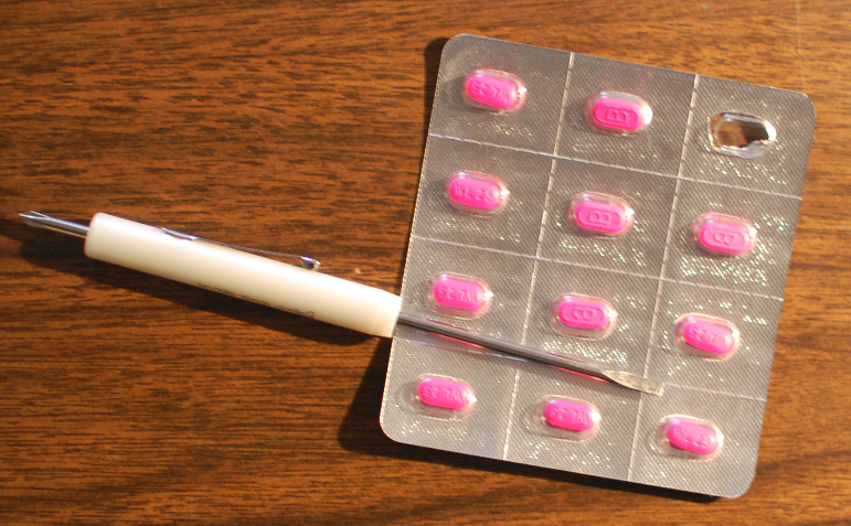 Easy Way to Remove Pills From a Blister Pack
