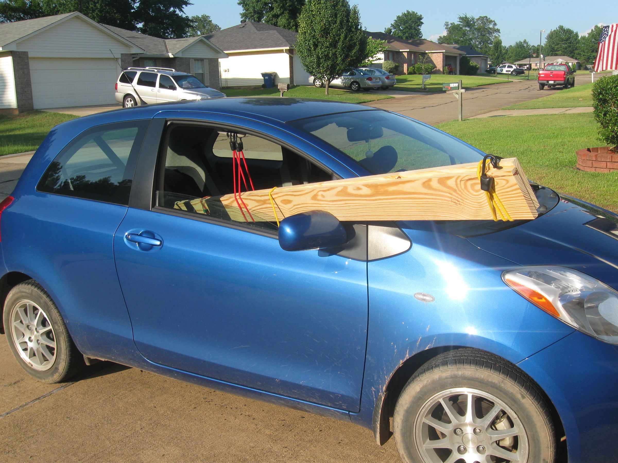 Make a Pull Down Green Screen Wall 5 Steps Instructables