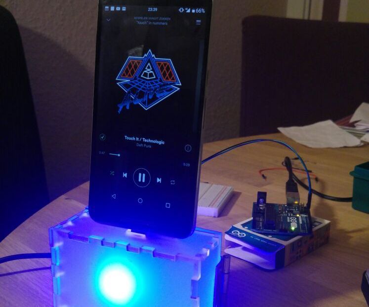 LED Smartphone Dock