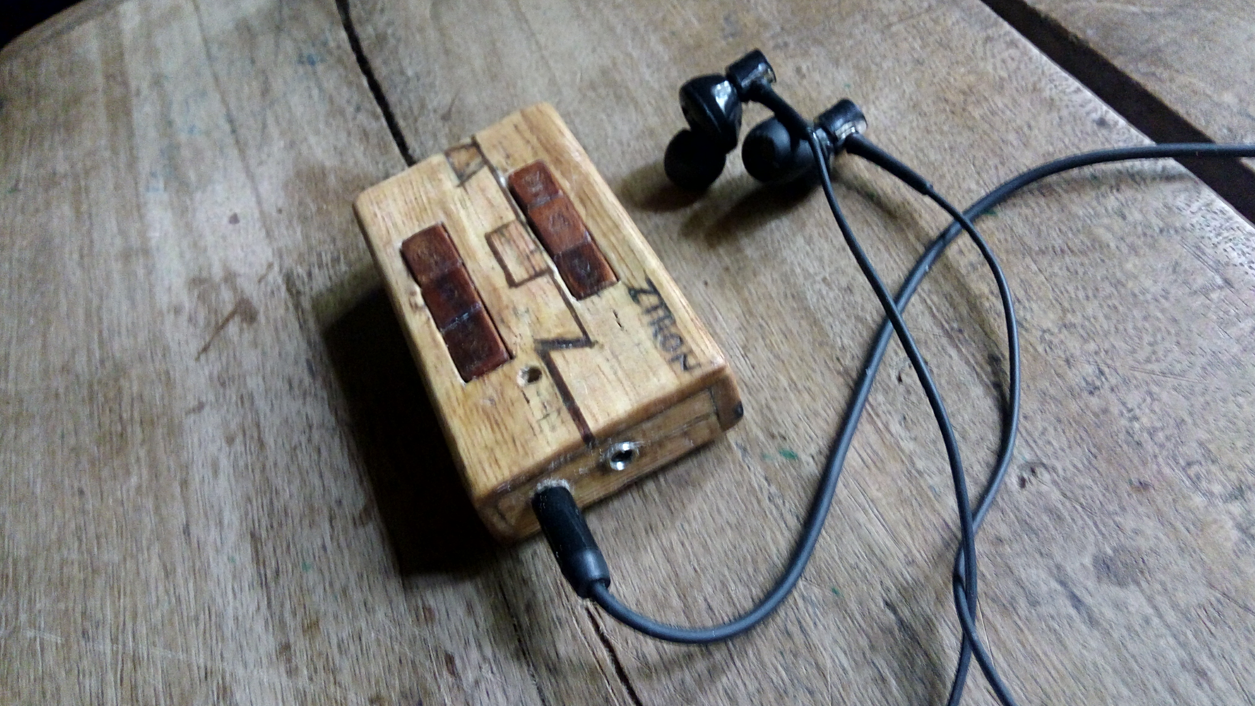 Wooden Bluetooth Headset With Media/play Back Keys