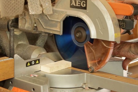 Cutting Plywood Parts 