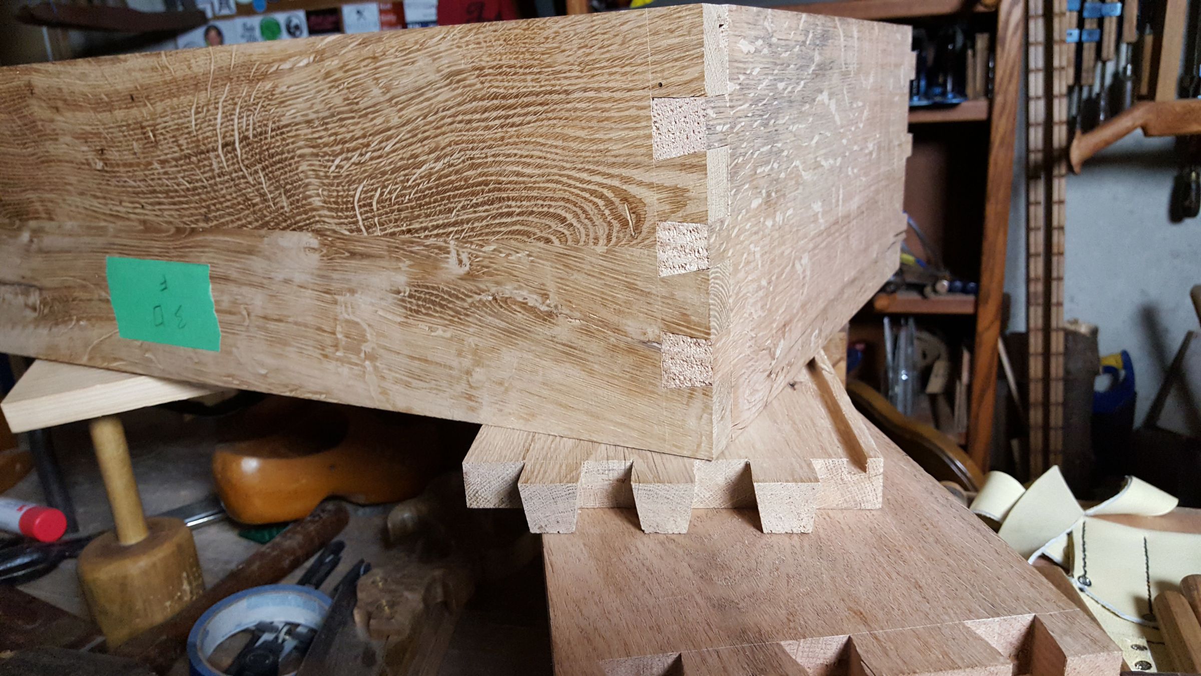 How to Hand Cut Dovetails 9 Steps (with Pictures) Instructables