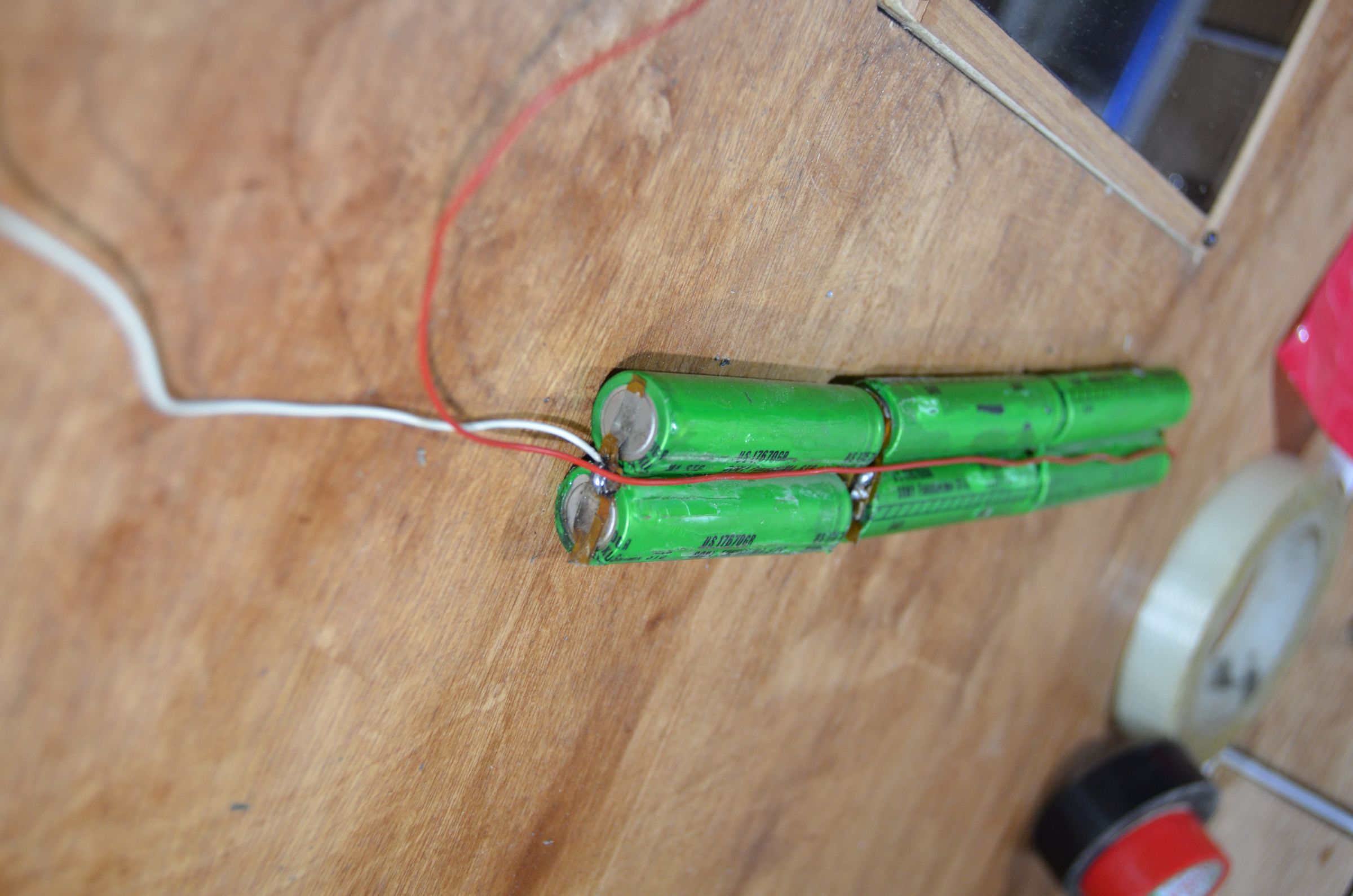 DIY Lightning Logo From Scratch (Using Old Laptop Battery) 7 Steps (with Pictures) Instructables