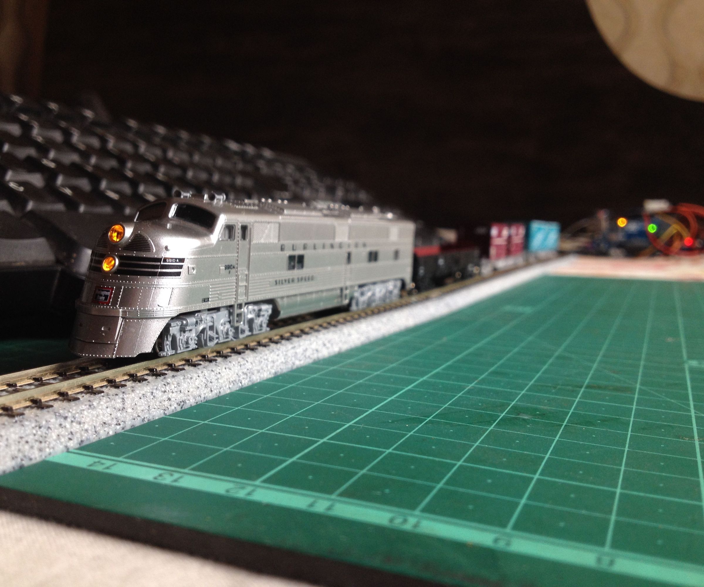Keyboard Controlled Model Train V2.0 | PS/2 Interface