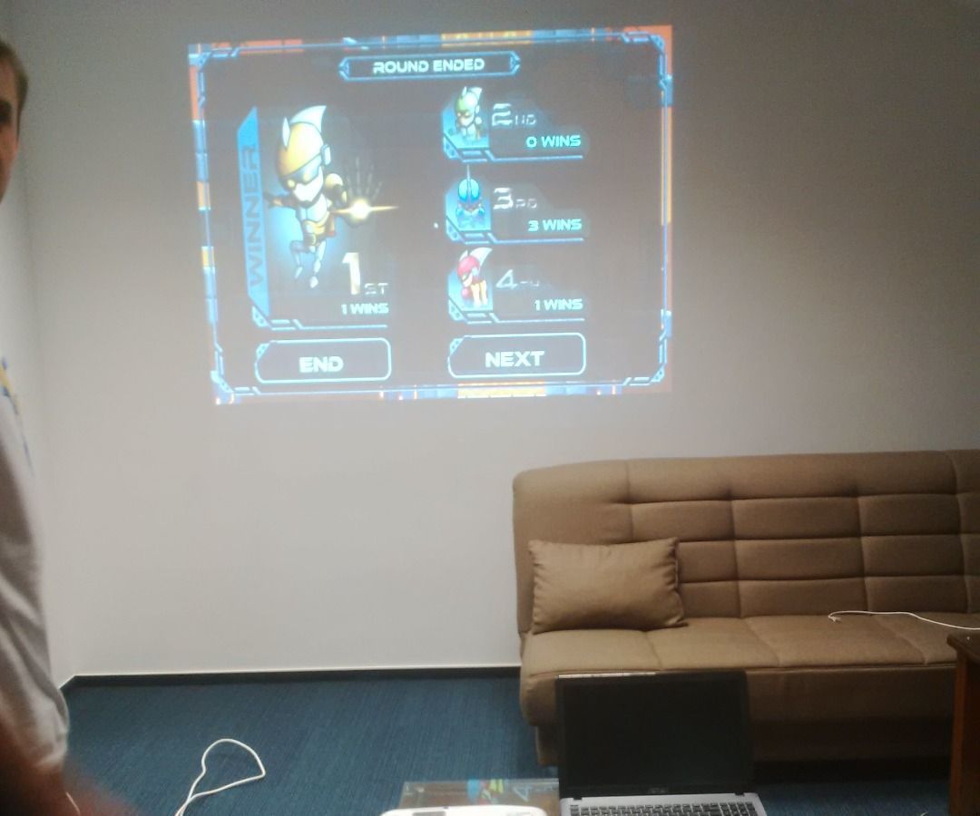 MakeyMakey: How to play Gravity Guy by jumping
