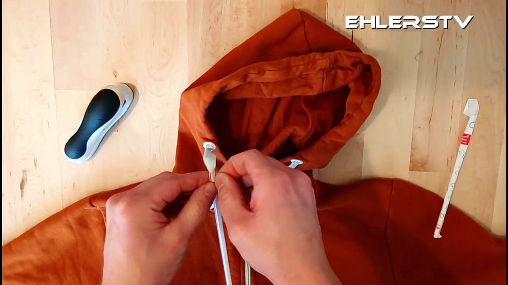 Rethread Your Hoodie (in Less Than 1 Minute) - Life Hack : 6 Steps