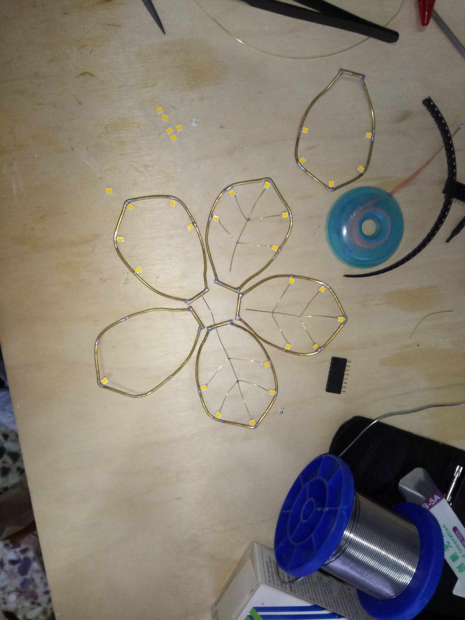 Ever Blooming Mechanical Tulip : 13 Steps (with Pictures) - Instructables